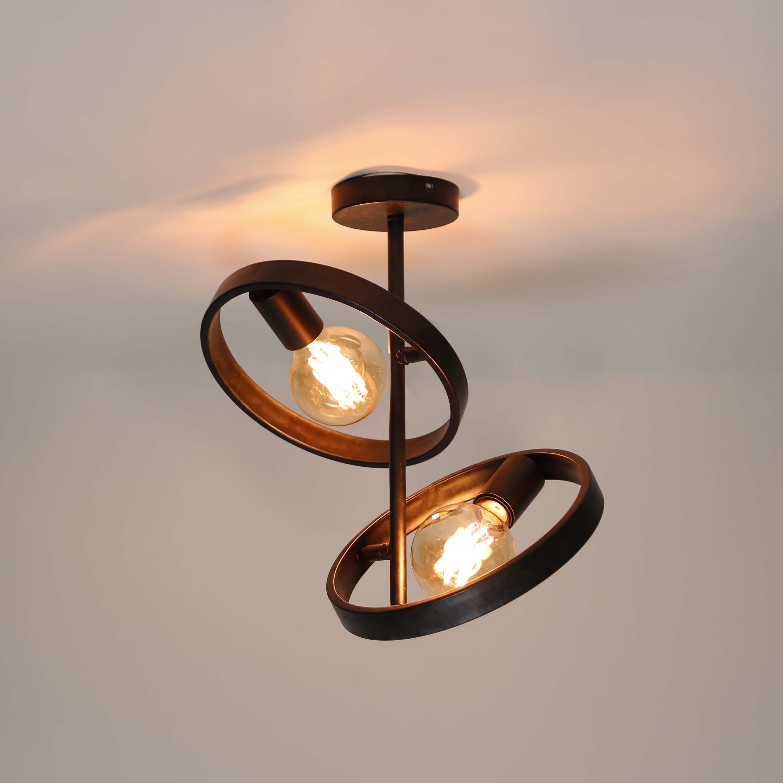 Plafonnier 2L hover / Charbon