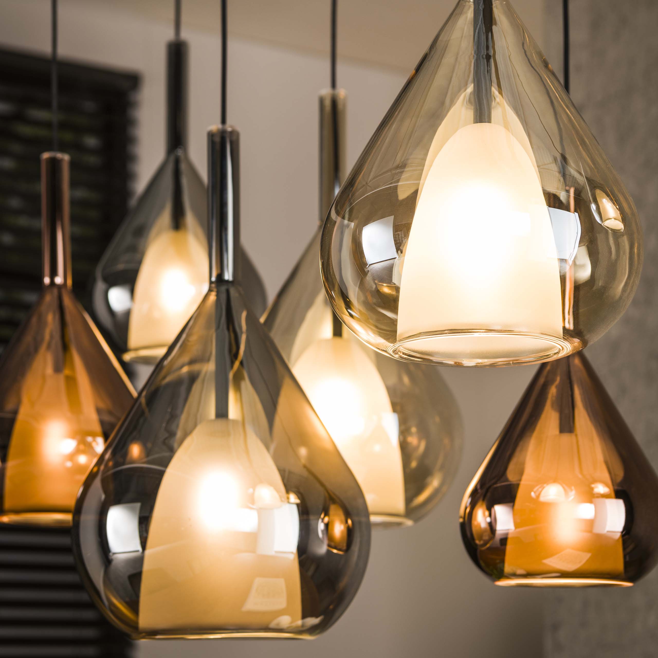Lampe suspendue 4+3 ailes mix verre / Noir