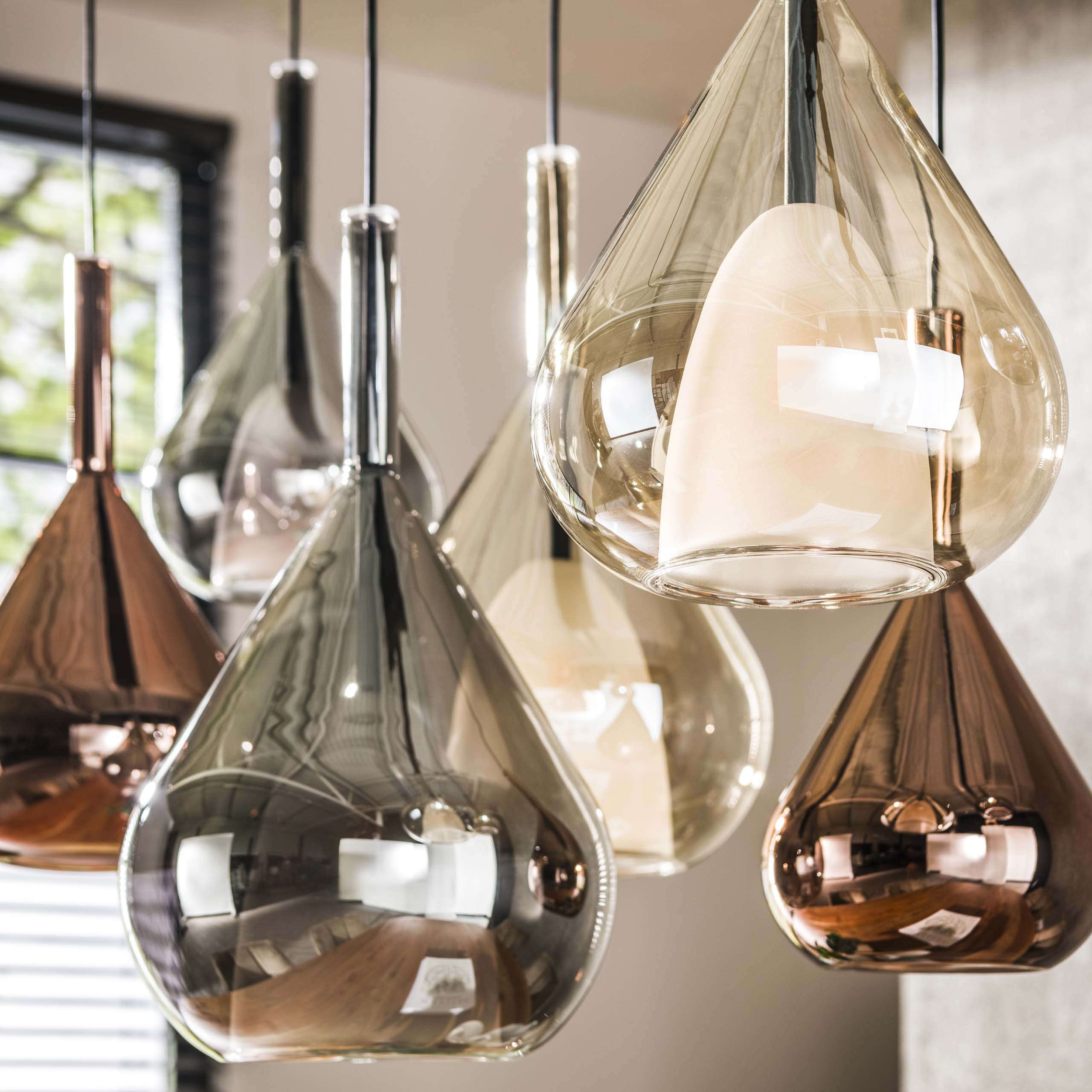 Lampe suspendue 4+3 ailes mix verre / Noir