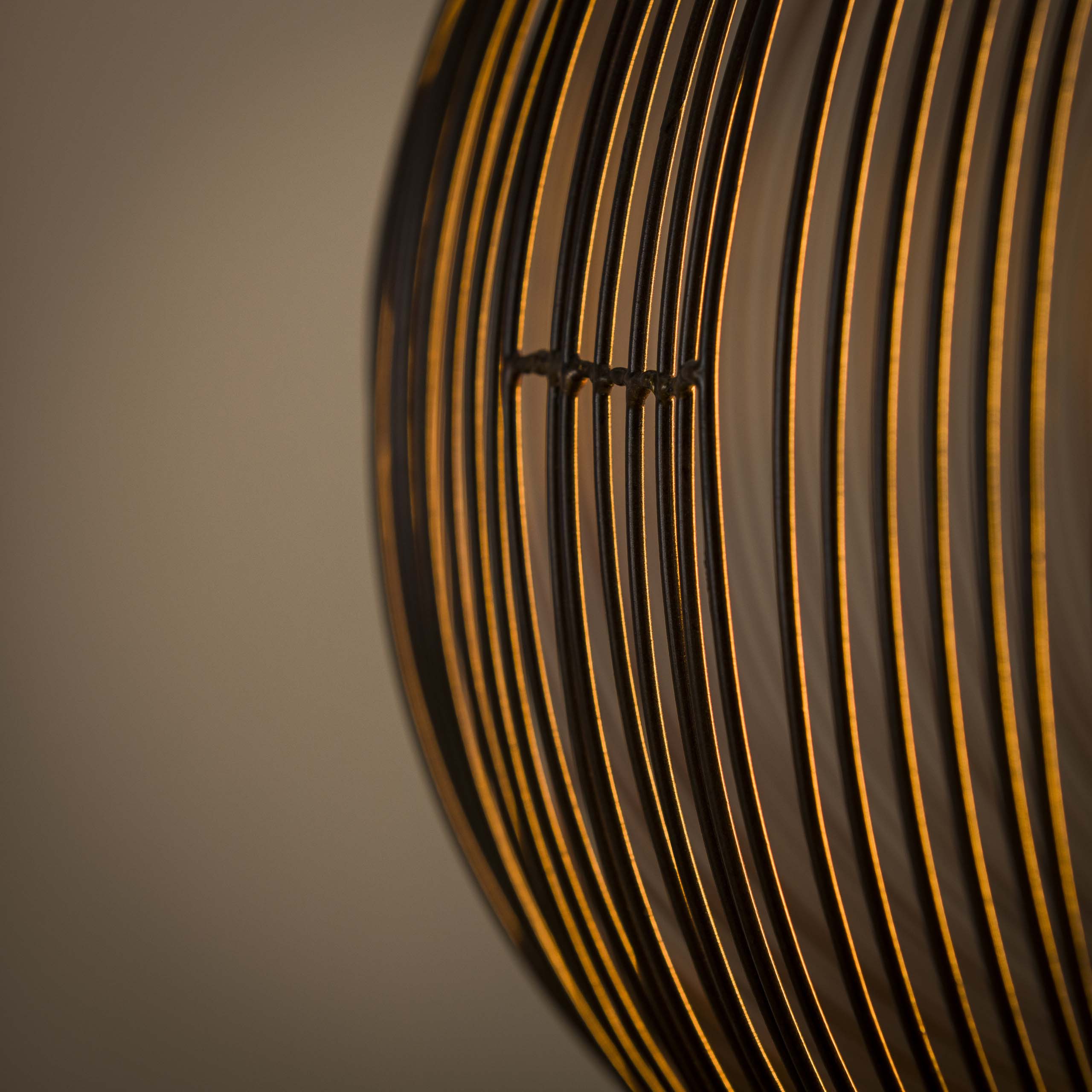Lampe à suspension Ø70 twist cuivre / Nickel noir