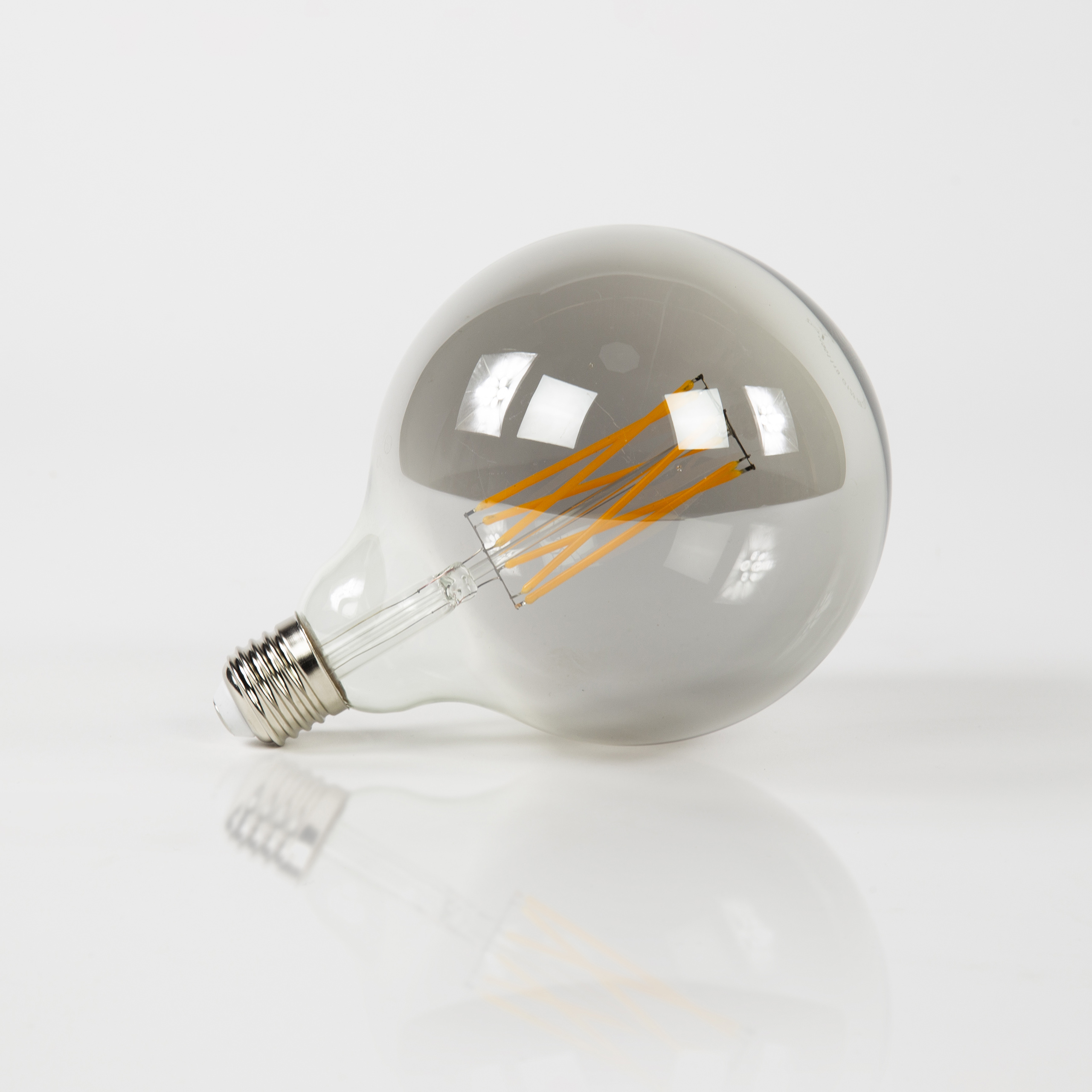 Source lumineuse Ampoule à filament LED [G125] Ø12,5 - E27 6W dimmable / Verre gris fumé