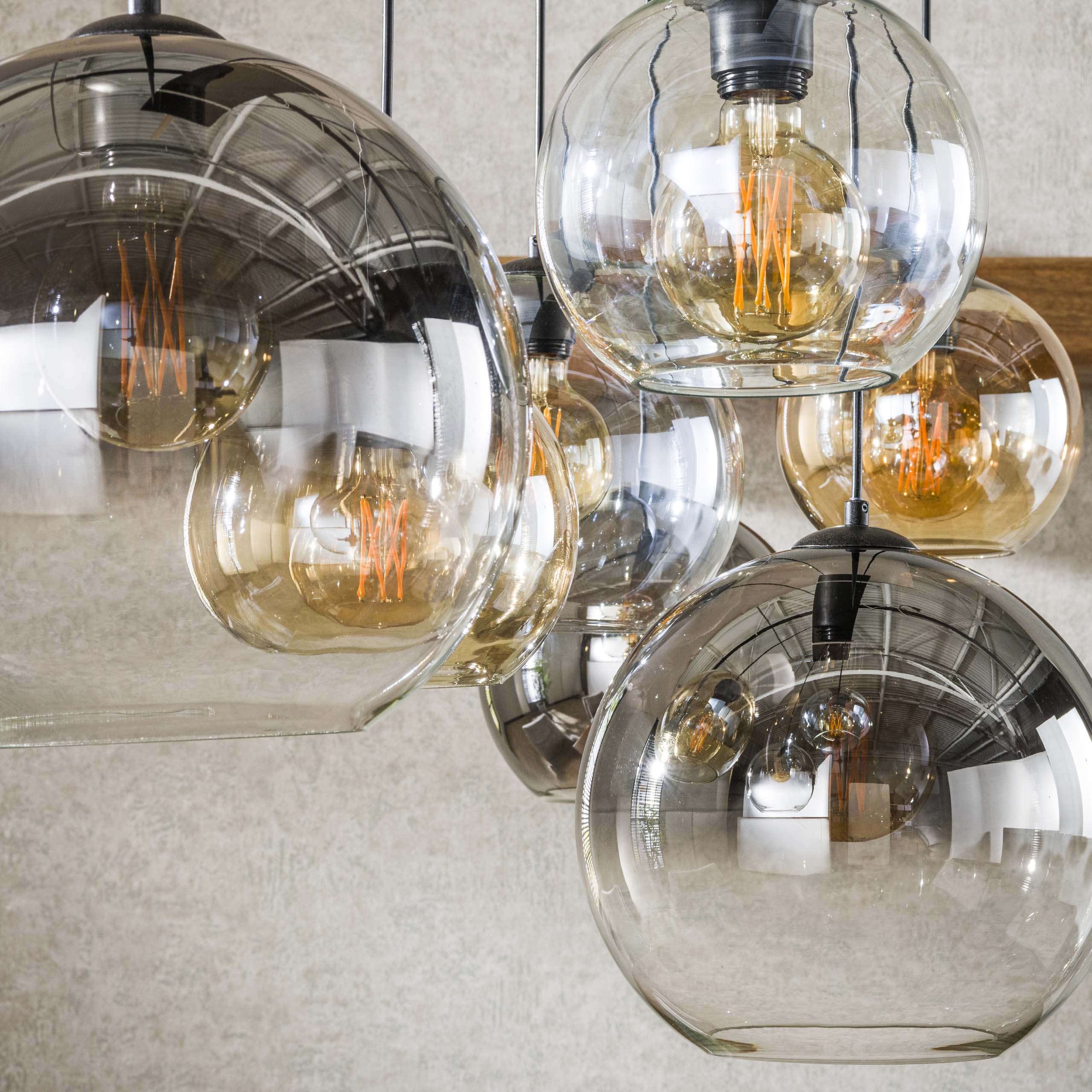 Lampe suspendue 4+3 multi globe XL / Noir Artic
