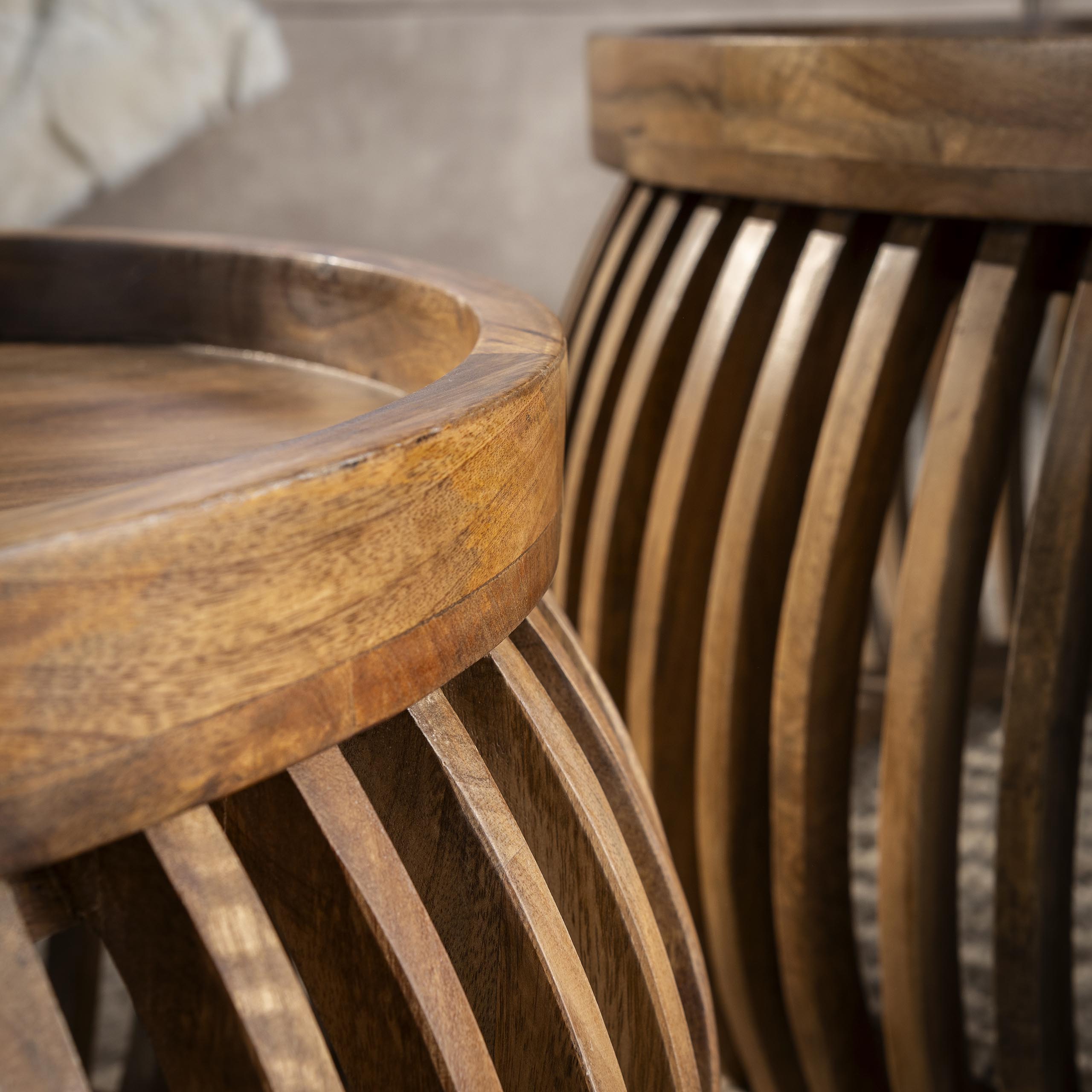 Table basse Tweak Curve - lot de 2 - Manguier massif sable