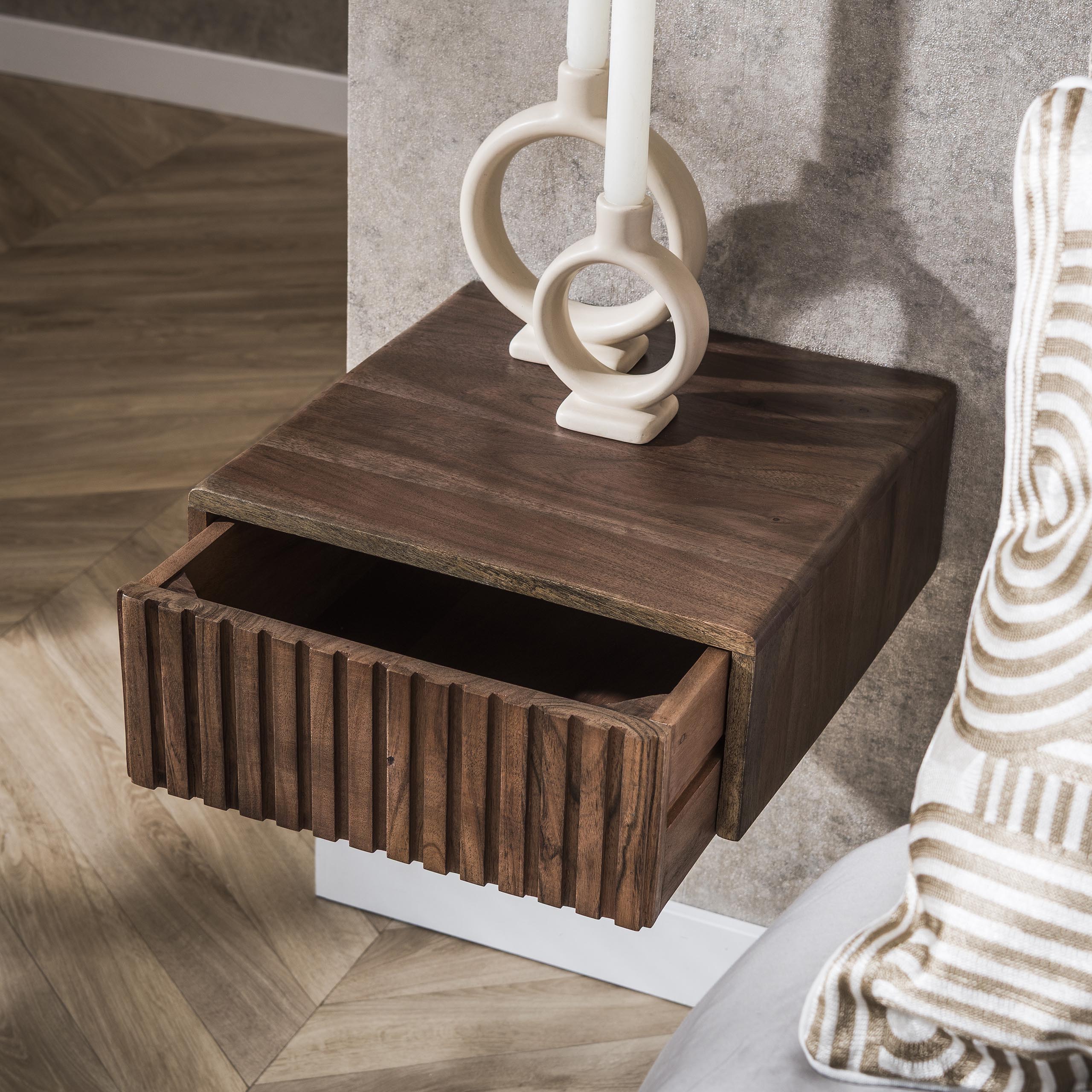 Table de chevet Carve flottante - 1 tiroir - par 2 - Acacia marron