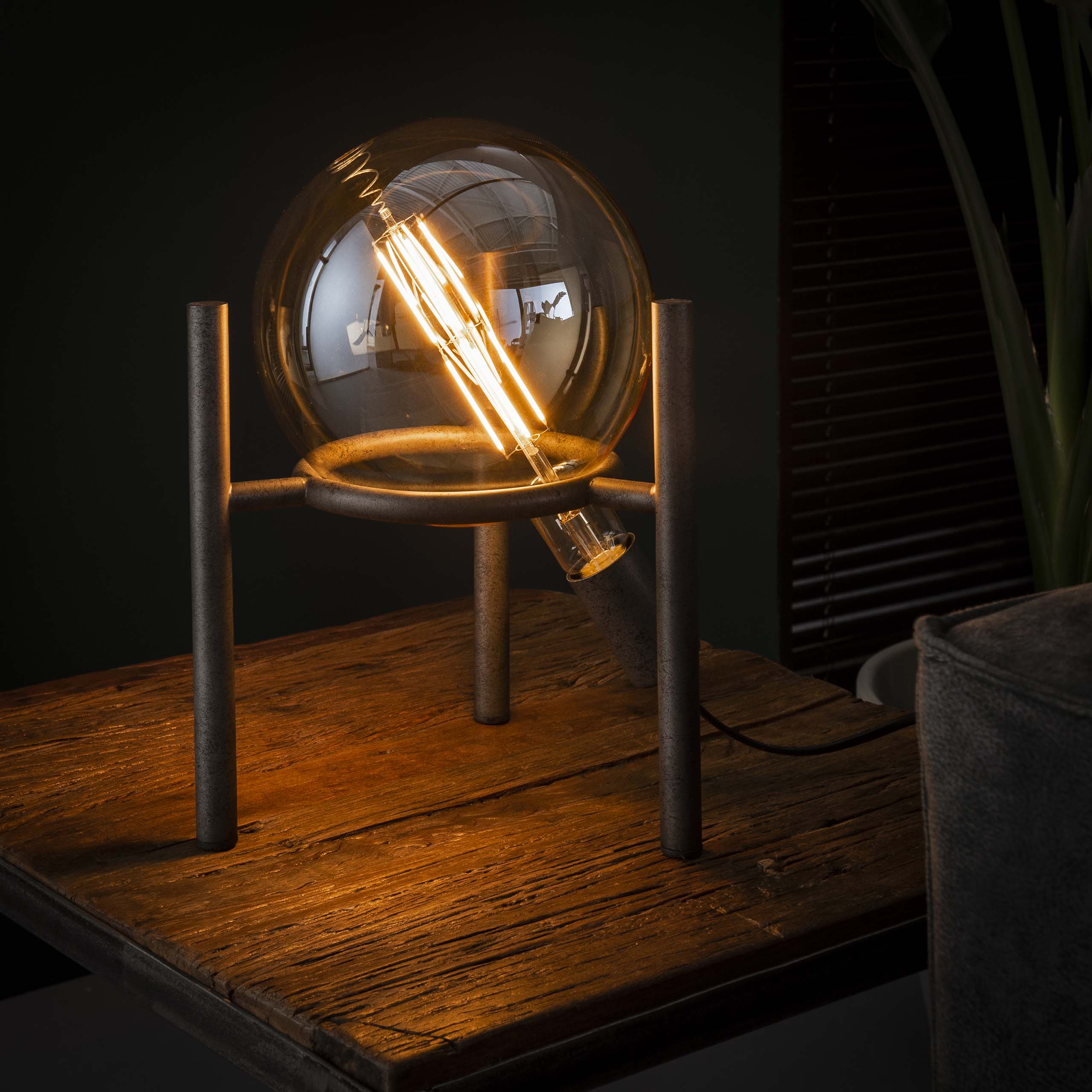 Lampe de table OVNI