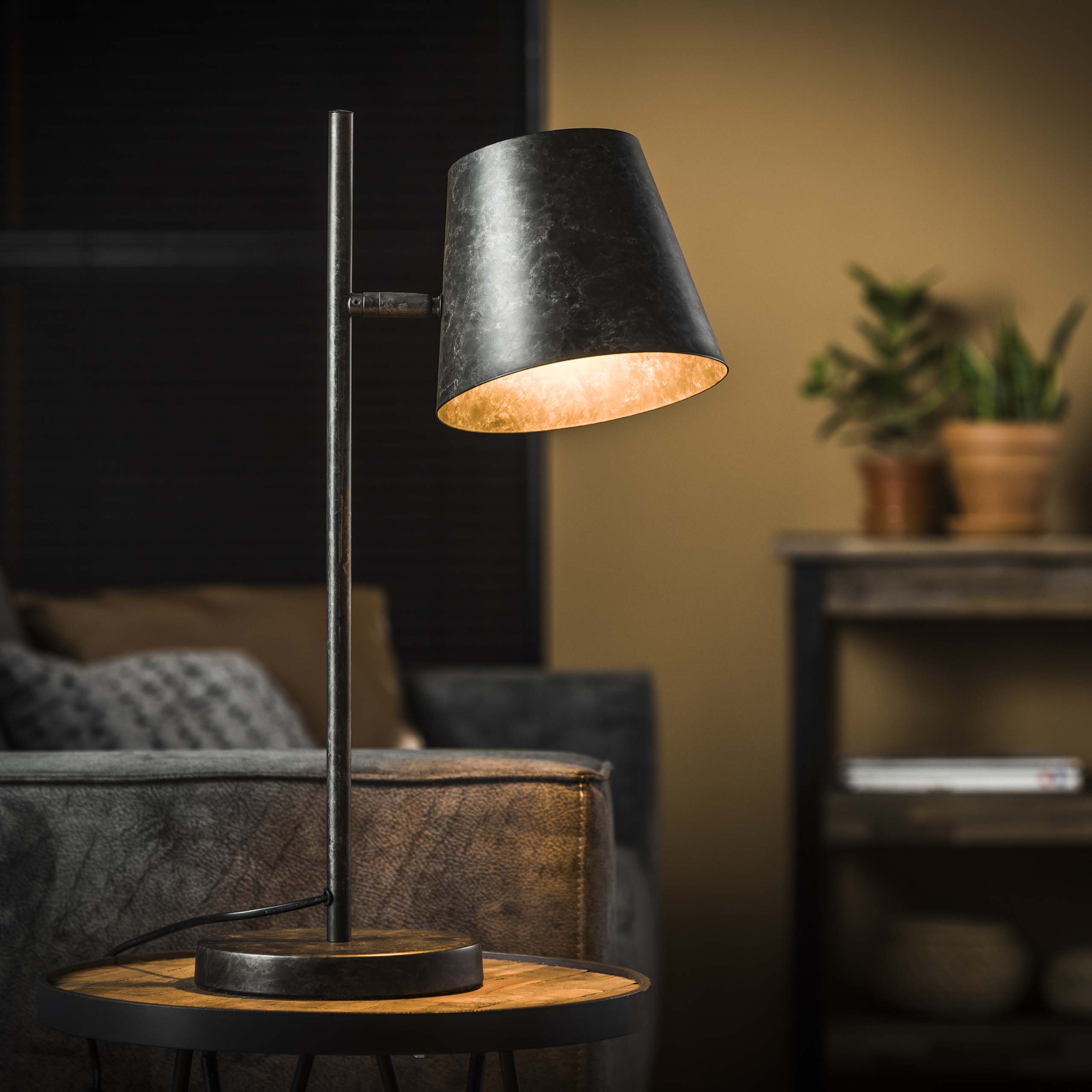 Lampe de table 1L abat-jour métal orientable / Charbon