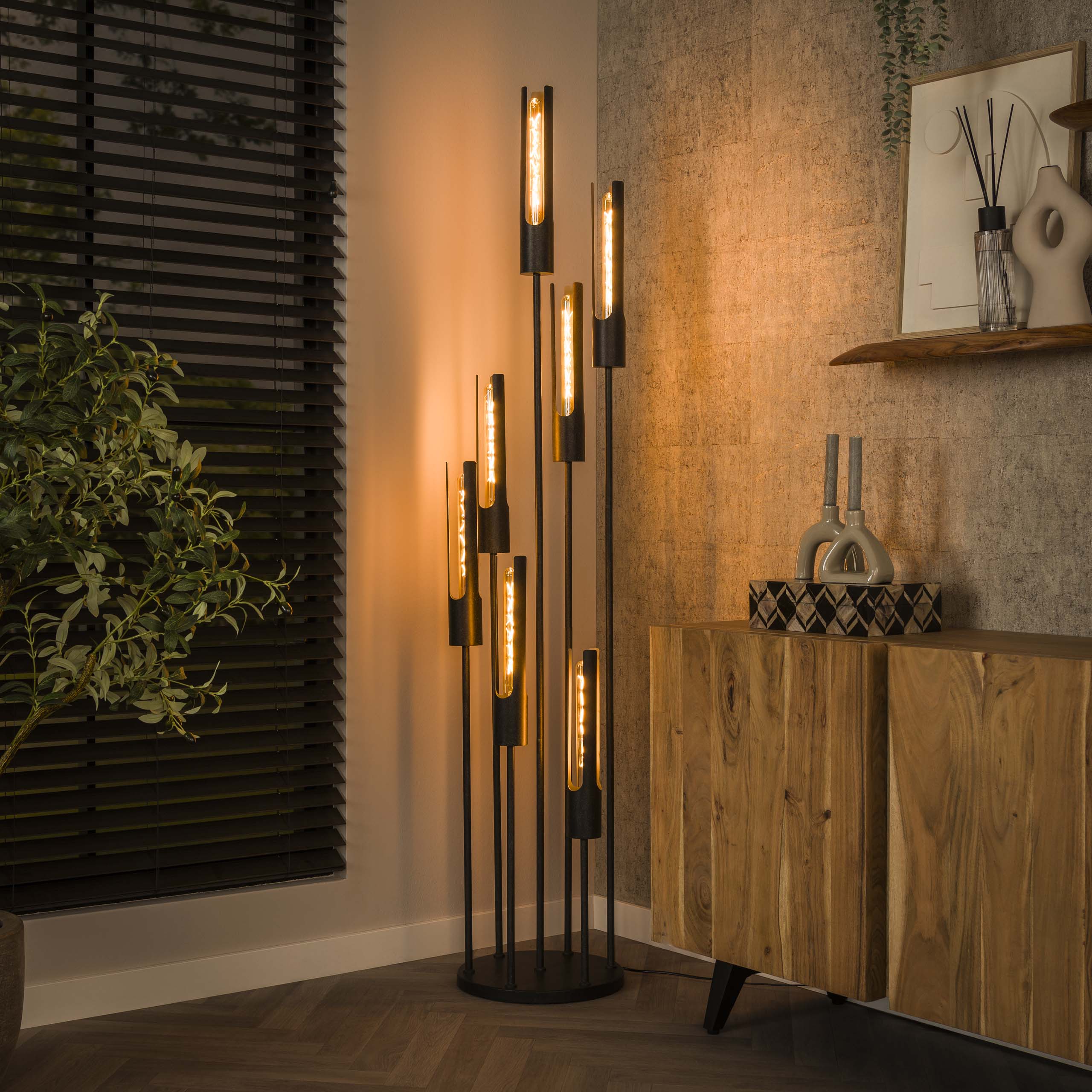 Lampadaire tube étagé 7L / Noir Artic